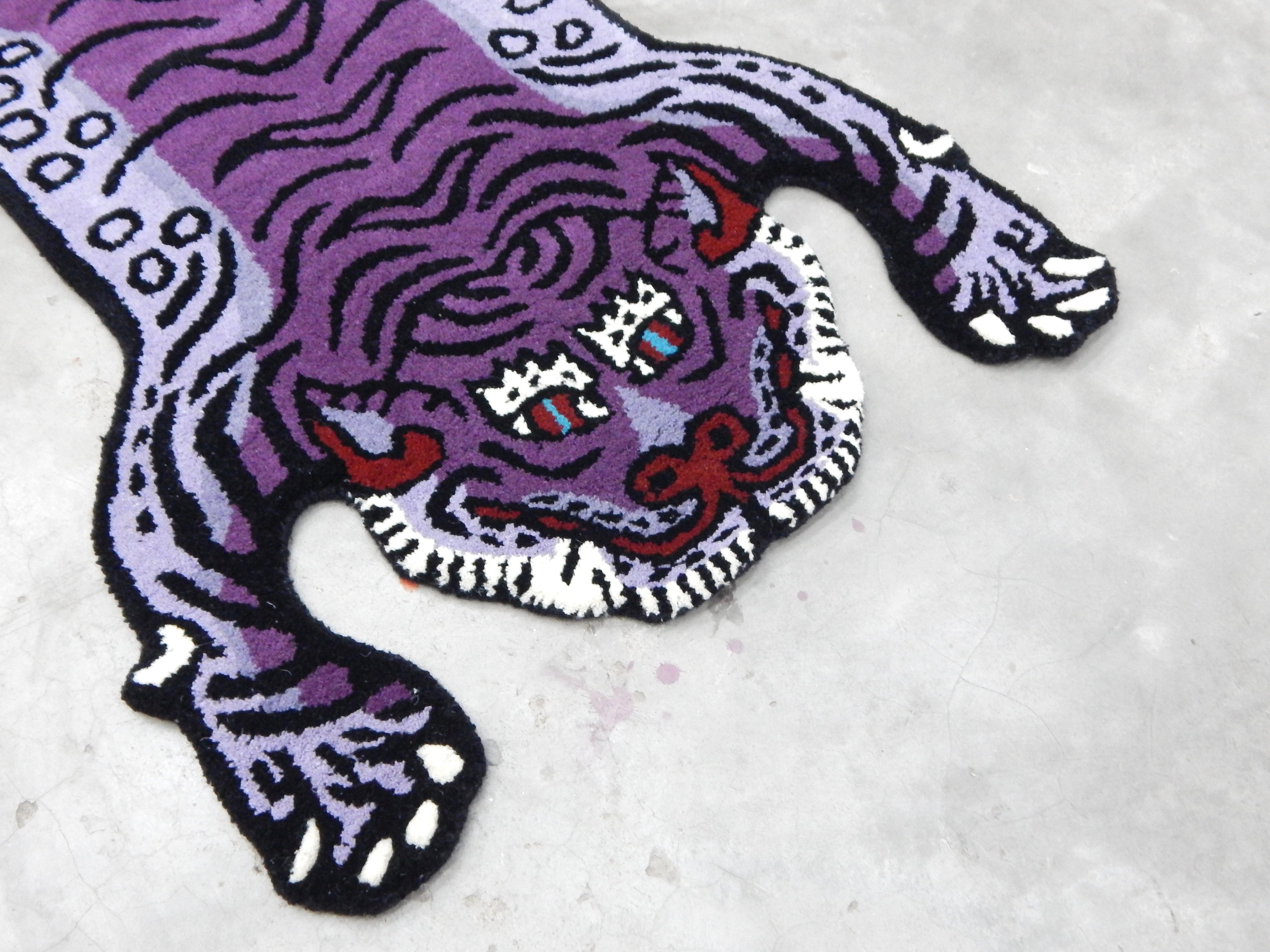 Tibetan Tiger Hand Tufted Woolen Rug -Mulberry Purple